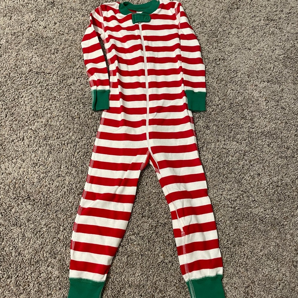 BNWOT Hanna pajamas